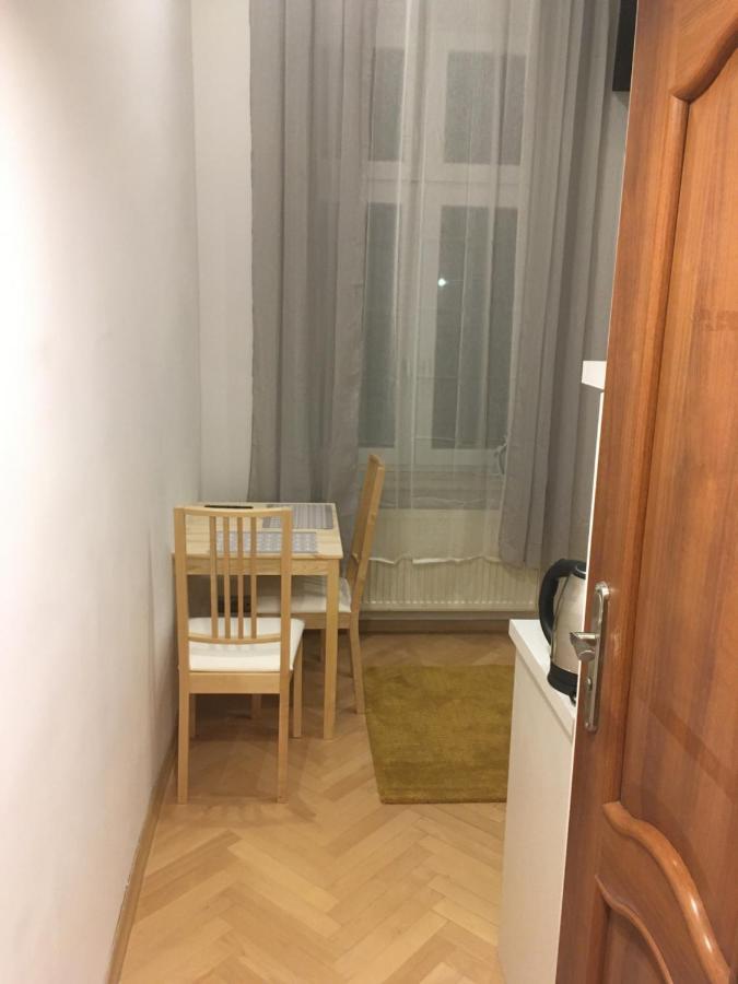 Main Square Apartaments Краков Экстерьер фото